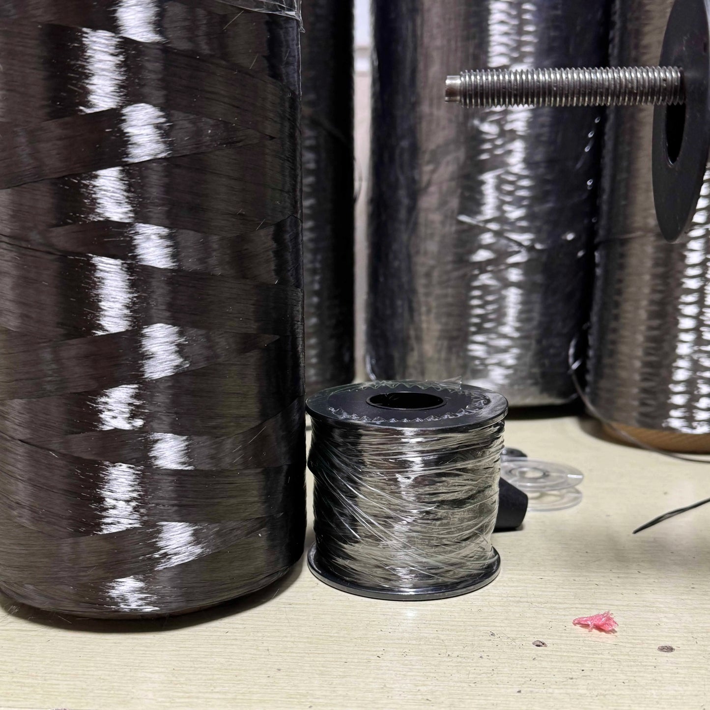 Lenght 30m 50m 100m 1K 3K 6K 12K 24K 48K 50K Carbon Black Fiber Thread High Quality Long Line Carbon